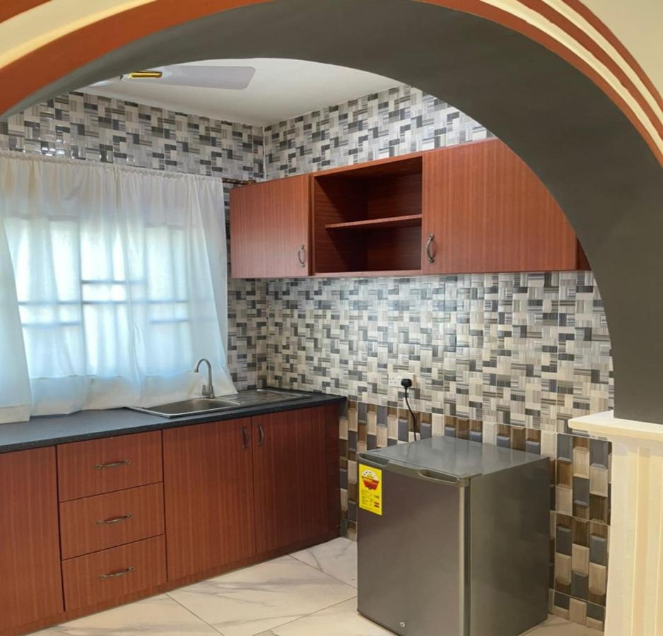 Detouz Lodging Appartement Accra Buitenkant foto