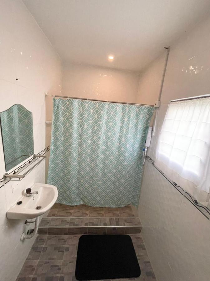Detouz Lodging Appartement Accra Buitenkant foto