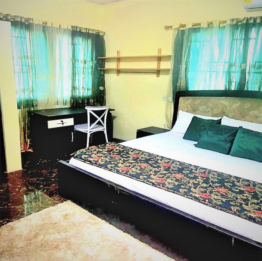 Detouz Lodging Appartement Accra Buitenkant foto